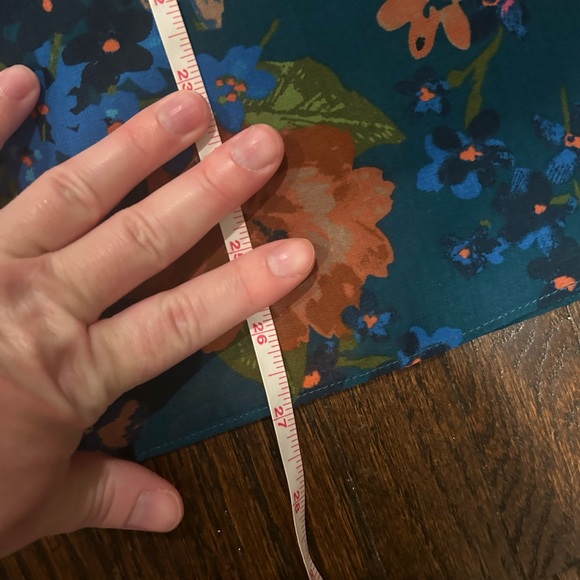 CAbi Floral Top - Picture 7 of 7